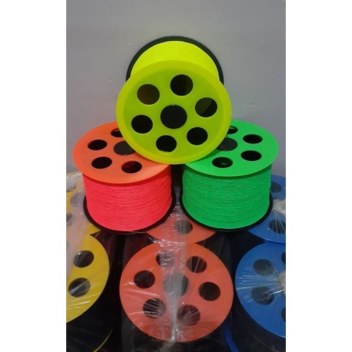 Carretilha para pipa, peixinhos e raias 15 cm com 200 jardas de Naylon colorido