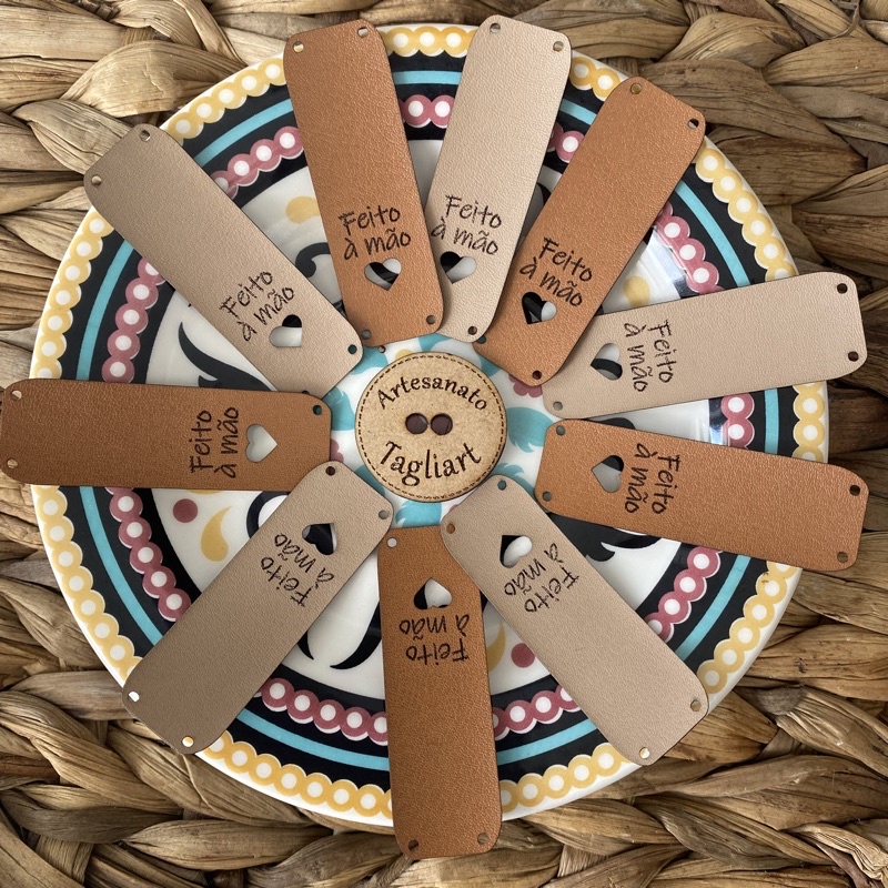 20 Etiquetas de borda personalizadas em couro sintético caramelo em Oferta na Shopee