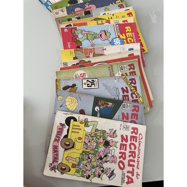Lote raro revista Recruta Zero Kit n 29, 33, 45, 48, 58, 64, 66, 67, 68, 70, 81, 94, 96, 99, 142 e edição colorida feliz natal