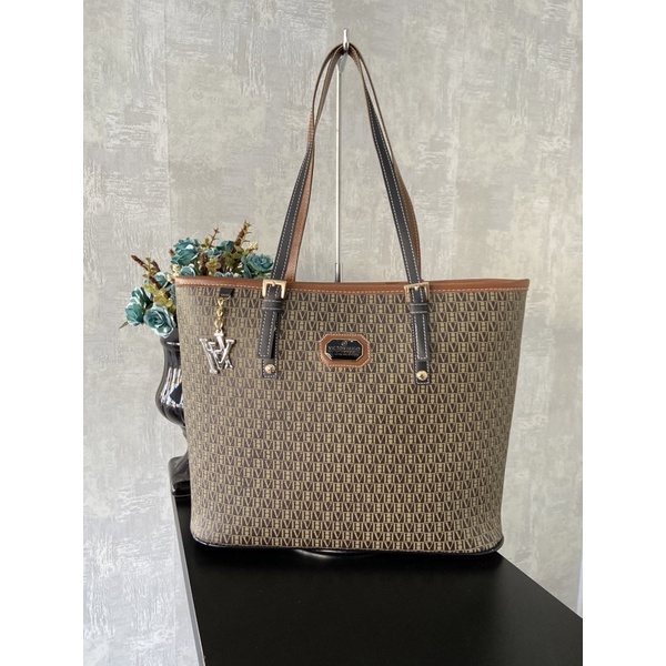 Bolsa Feminina Victor Hugo VH