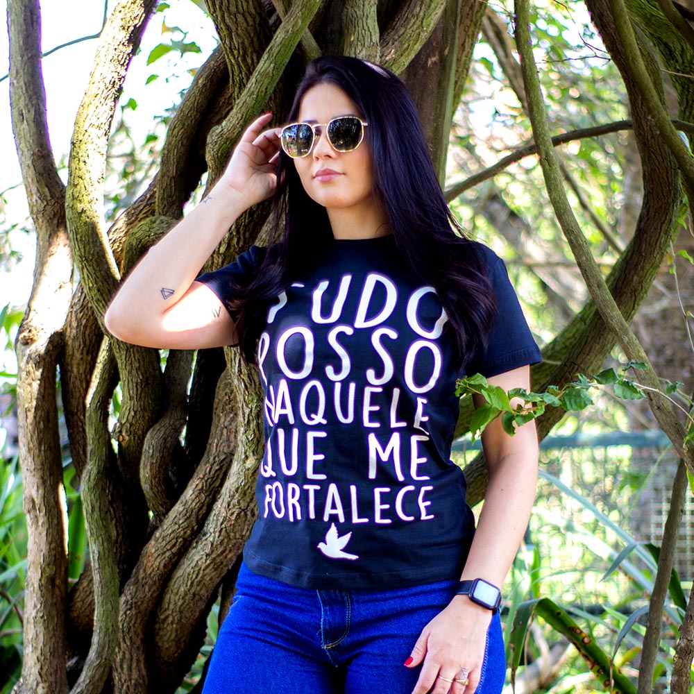 Camiseta Feminina Baby Look Estampada Algodão Preta Moda Gospel Cristã Evangélica Jesus Cristo Yeshua Cruz Igreja Fé Frase Versículo Tudo posso naquele que me fortalece - Filipenses 4:13