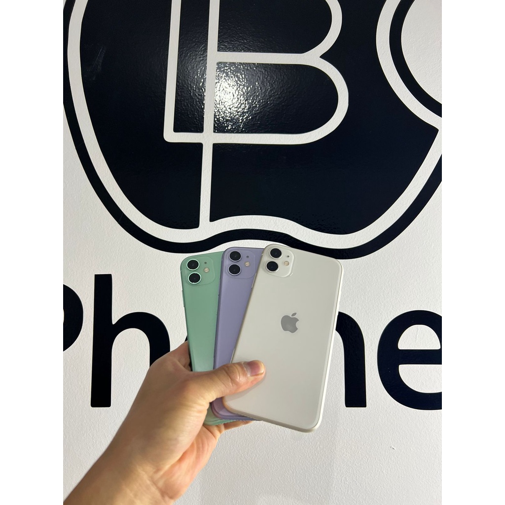 iPhone 11 64 GB com capinha película fone e carregador. nota fiscal