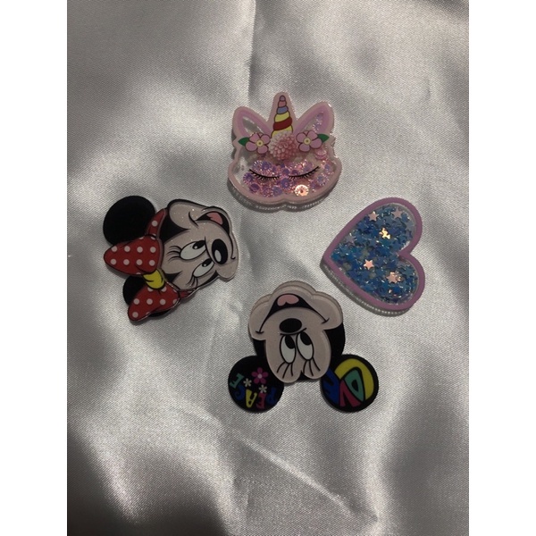 Aplique Acrílico 1 unidade, tiaras, laços, prendedores de chupeta em Oferta na Shopee