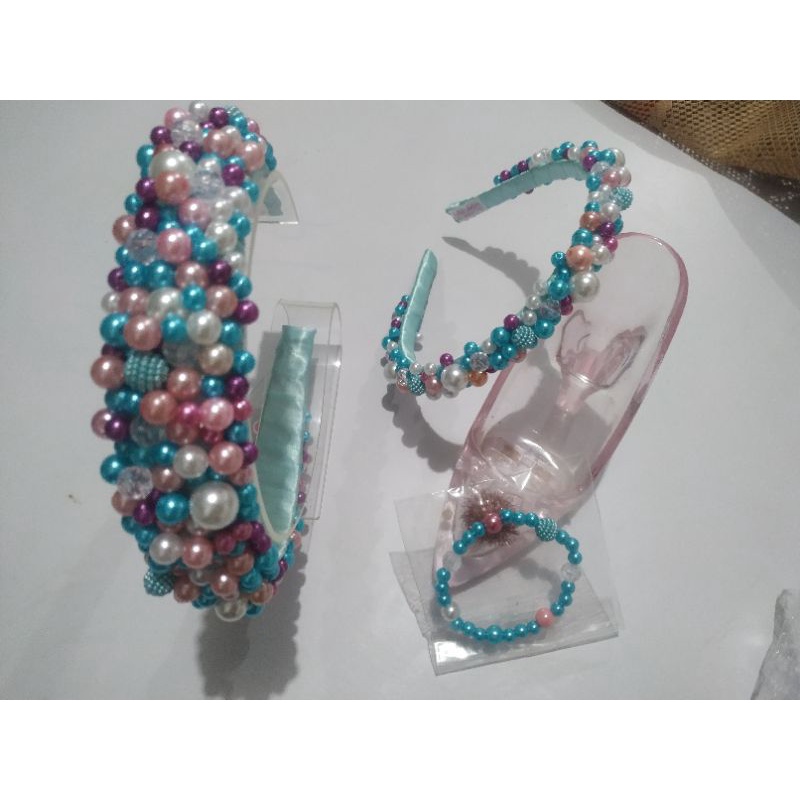 kit de mãe e filha,tiaras,tems  sereia+ linda pulseirinha