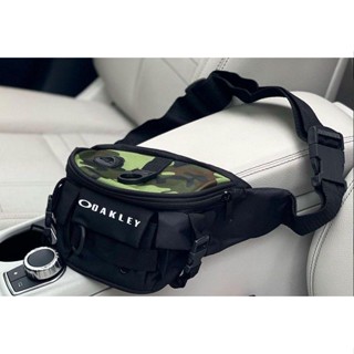 Pochete Oakley camuflada verde