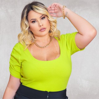 Kit 2 Peças Blusa Manga Princesa em Malha Canelada de Viscose Plus Size