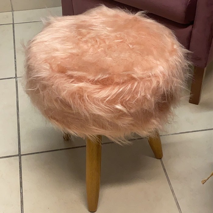 Puff Redondo Para Penteadeira Pelucia Rosa · foto 2