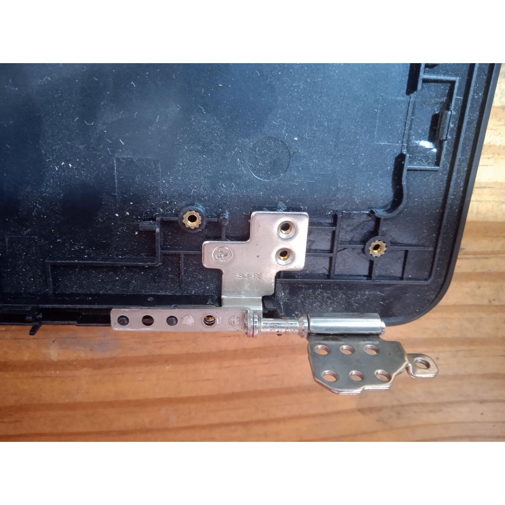 Dobradiça direita (uma) notebook Multilaser PC103