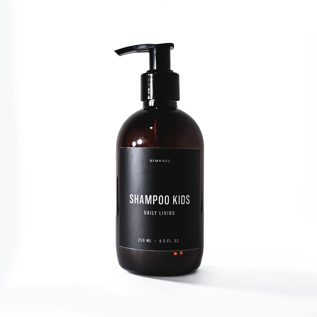 Frasco Shampoo Kids Âmbar 250ml com Válvula Pump Preta e Etiqueta à Prova D'Água - Frasco Bemhaus