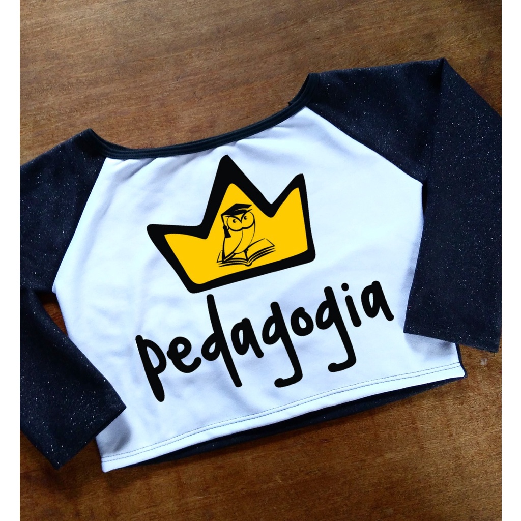 Cropped de Pedagogia com Coroa - Moletom Feminino