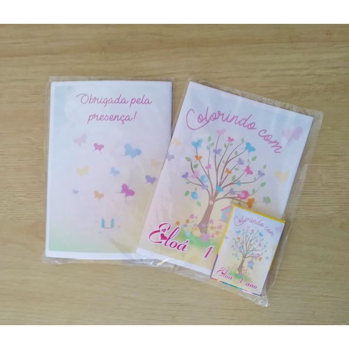 Kit de colorir Personalizado - Livro de colorir + giz de cera - JARDIM ENCANTADO