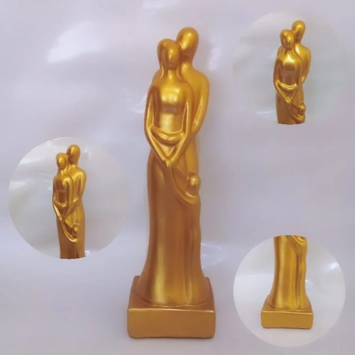 Escultura família casal dourado 34 cm de gesso namorado família gold para decoração estatueta pecas de gesso família