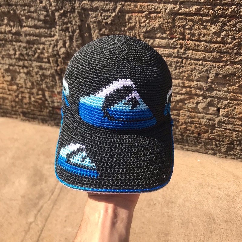 Boné de Crochê Quiksilver - Preto e Azul
