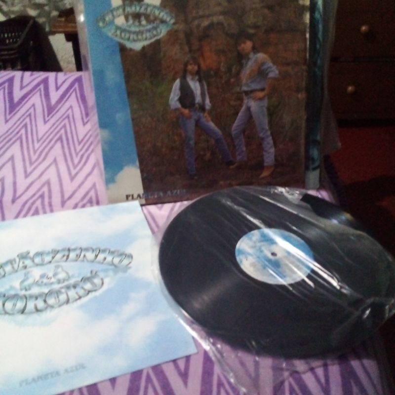 Disco Vinil Chitaozinho e Xororó Planeta Azul