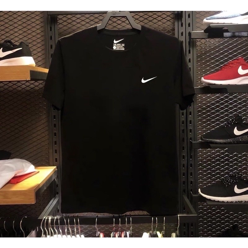 T-SHIRT ESTONADA Camisa Da Nike Original R$100,00 | zviz.co.il