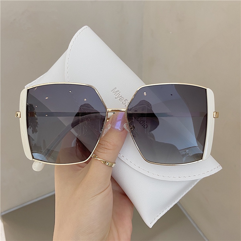 Novo Estilo Moda Tendência Sobrancelha Óculos De Sol Feminino Alto Fim Emagrecedor Look Street Shooting Grande Armação Anti-Ultravioleta