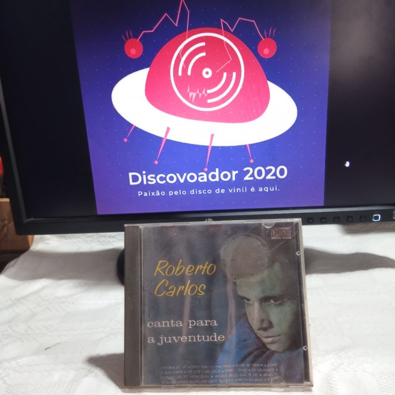 Cd Roberto Carlos canta para juventude