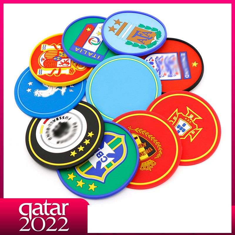 2022 Copa Do Mundo De Futebol silicone coasters Equipe Emblema Isolado Tigela Doméstica Tapetes Presente Criativo Lembra