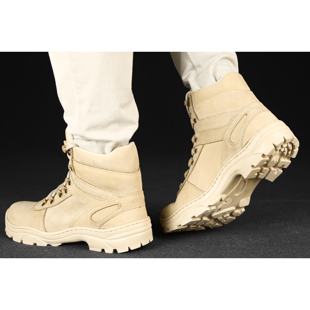 Bota Coturno Militar Masculina Ferraretto em Couro Legitimo Bege