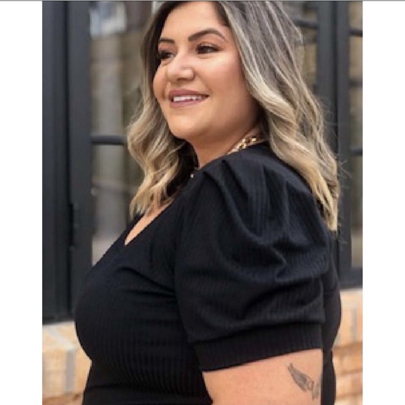 Camiseta Plus Size Princesa Manga Bufante Elegante Verdadeira Blusa Plus Size Blogueira