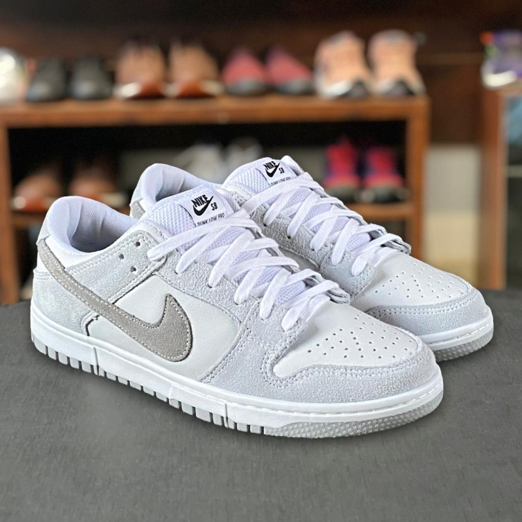 Tênis Nike SB Dunk Low Pro Premium Casual Skate Masculino Cano Baixo -  Corre Que Ta Baratinho