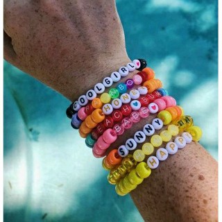 Pulseira Personalizada Nome Miçanga Colorida