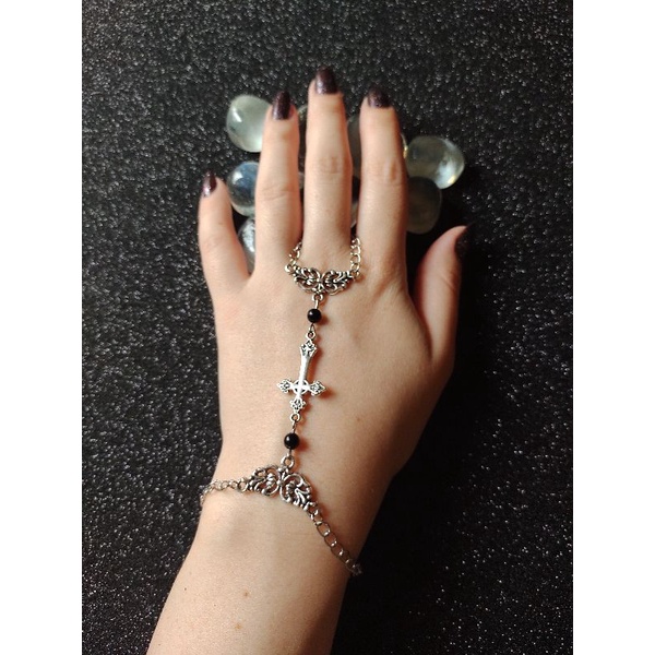 Hand Chain Cruz - gótico, gothic, rock, punk, pulseira de mão