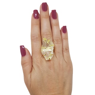 ANEL DE PEDRA BRUTA NATURAL CRISTAL AJUSTÁVEL/REGULÁVEL BANHADO A OURO 18K em Oferta na Shopee