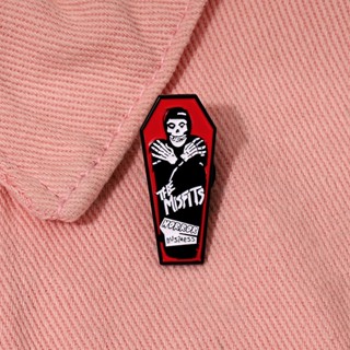 Os Misfits Caixão Comercial Esmalte Pin Gótico Horror Broche Crachás Lapela Punk Joias Roupas Distintivo Presente Para Amigo