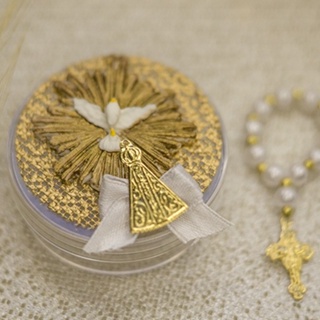 kit Lembrancinhas de batismo para montar 10 latinha + 10 mini terço + 10 tela +10 aplique em Oferta na Shopee