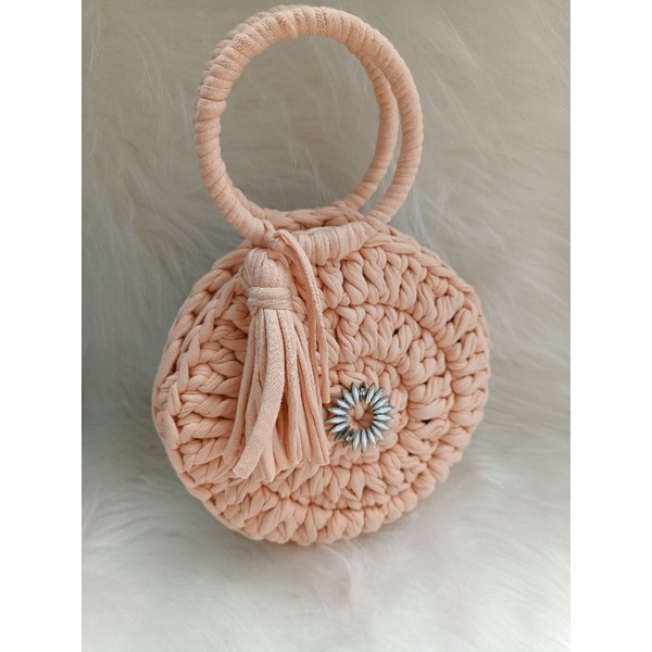 Bolsa de Crochê/ Bolsa de fio de malha/ Clutch de crochê/ Bolsa passeio/Moda feminina/Bolsa feito a Mão