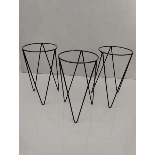 kit 3 suportes tripé M/para vasos jardinagem chão 20.30 sg