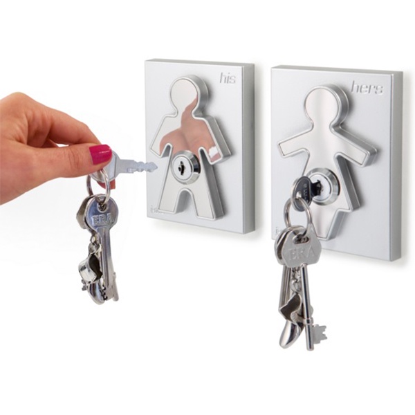Porta Chaves Divertido Bonequinho Menina / Menina - J-ME (Produto Importado)