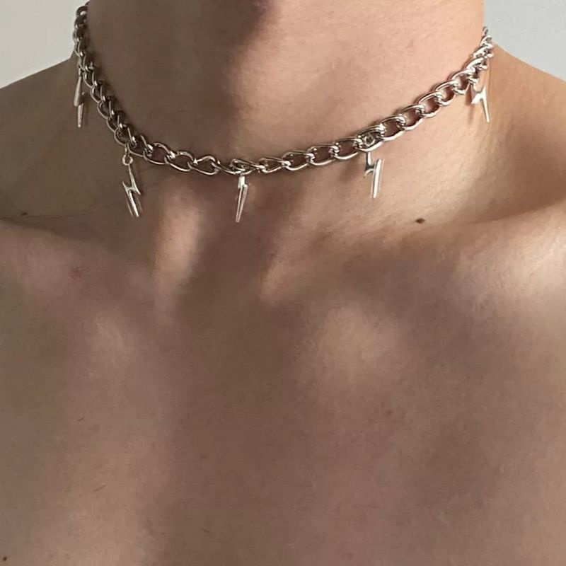 Colar Corrente Choker Relâmpago Hip Hop Grunge Rock Punk Unissex