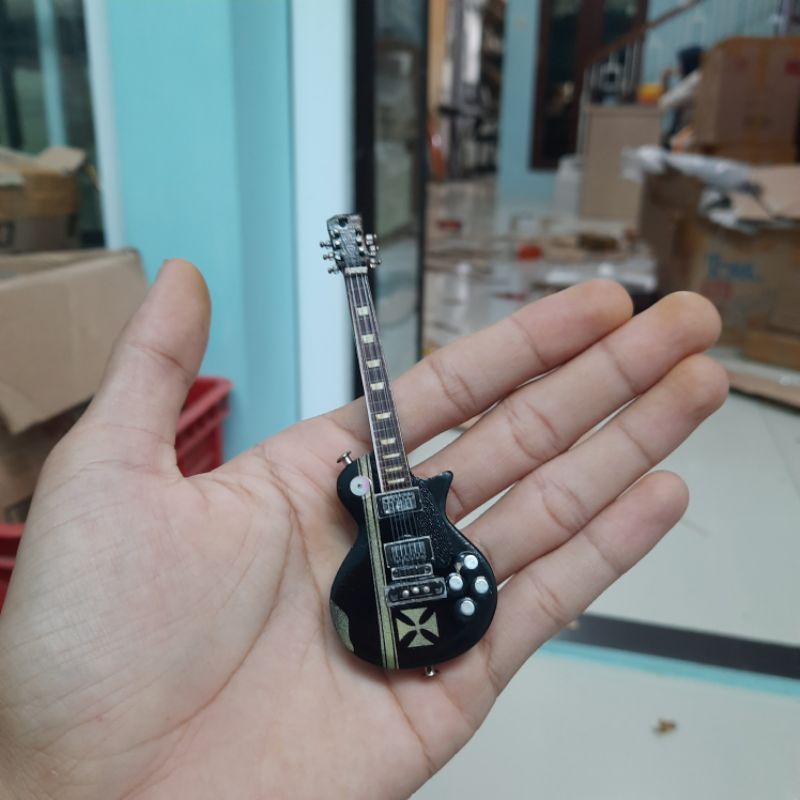 Guitarra ESP JAMES HETFIELD METALLICA 1 : 12 Presente De Aniversário 1/12 |  Shopee Brasil