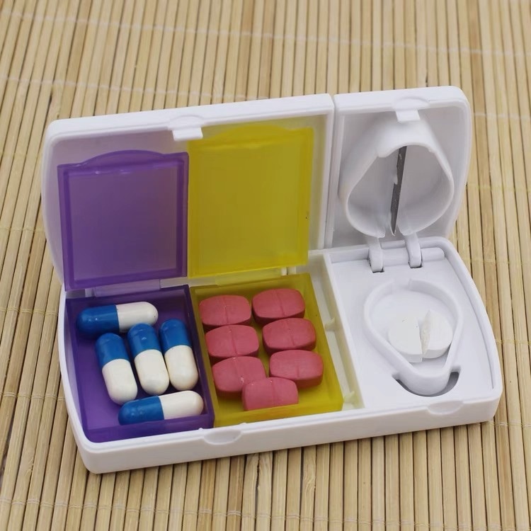Porta Remédios E Cortador De Comprimidos Com 2 Divisórias