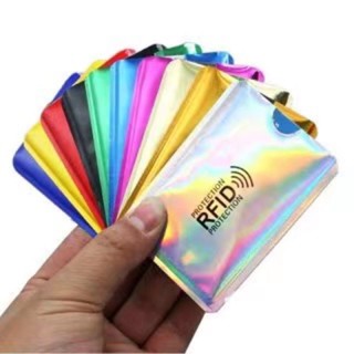 Kit com 10 Peças Porta cartão antifurto ,capa com proteção para cartões de aproximação evita a ser lidos.