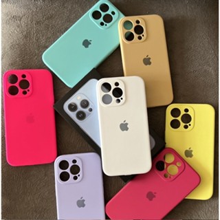 Capa Case IPhone 13 Pro Max Silicone  Aveludada Macia Com Proteção Da Câmera