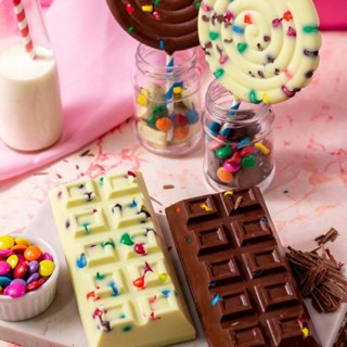 Forma 03 Partes Para Chocolate Barra Especial Pascoa Bwb Cod: 9664