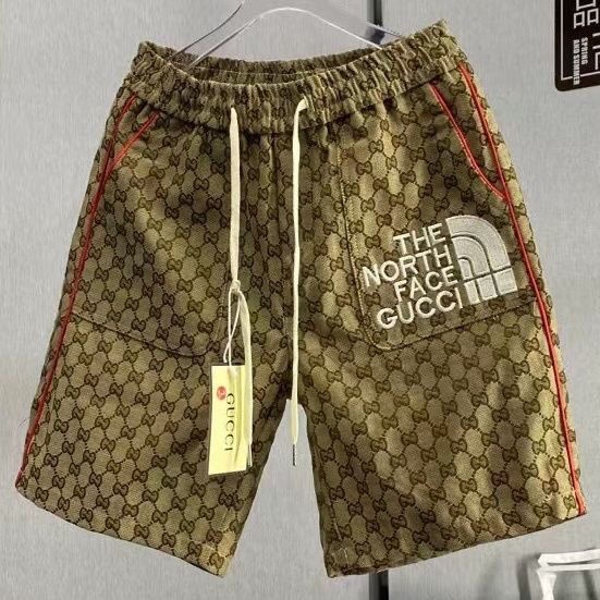 Short best sale moletom gucci