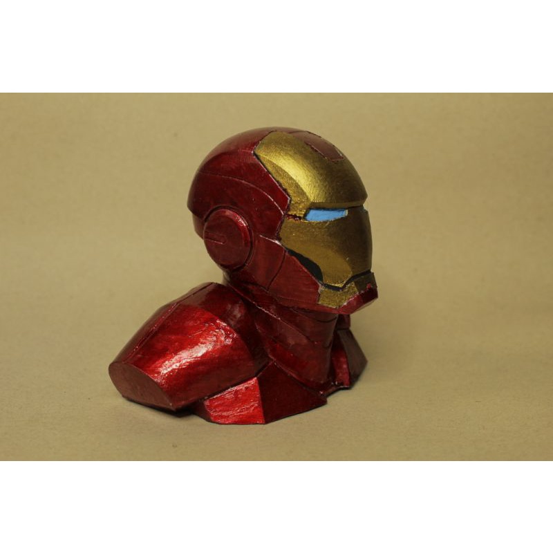 Busto Homem de Ferro