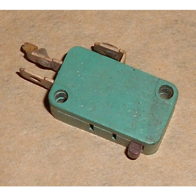 Micro Interruptor Switch Fim D Curso Micro Chave P/ Microondas 15 Amp. 250 V. 3 ou 2 Terminais - Usado.