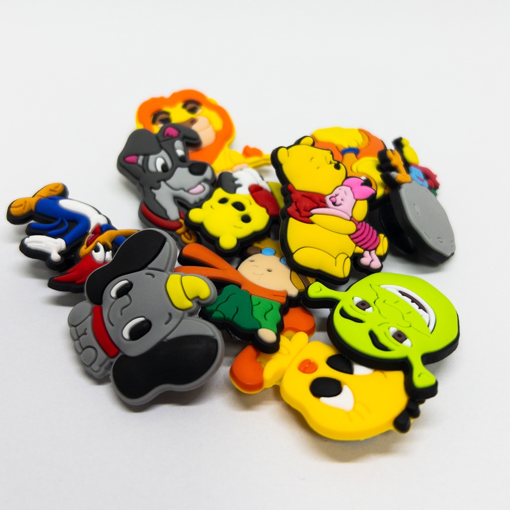 Pin / Jibbitz de Desenhos Diversos para Crocs