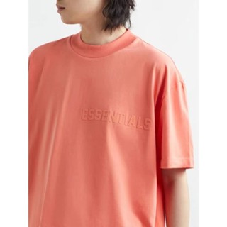 [Novidade] FEAR OF GOD FOG ESSENTIALS 2022 Temporada 8 Linha Dupla Logotipo Letra Floculante Marca De Moda Solta Amantes De Algodão Manga Curta