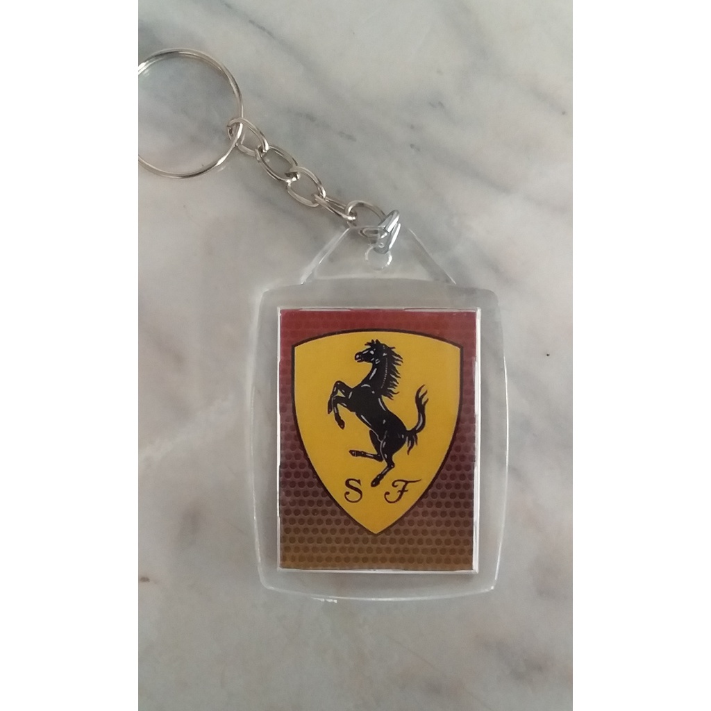chaveiro personalizado escuderia carro italiano automotivo geek car ferrari amarelo