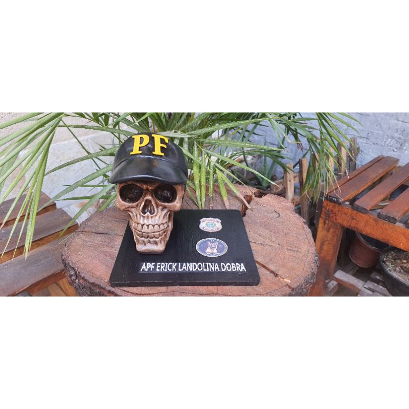 Caveiras militares com boné PF ROCAM PRF