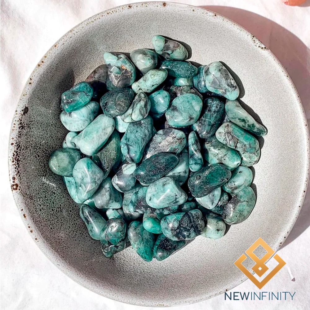 Pedra Esmeralda Rolada Cristal Natural até 1cm Prosperidade e amor celestial