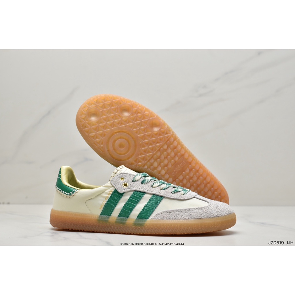 Tenis adidas best sale feminino classico