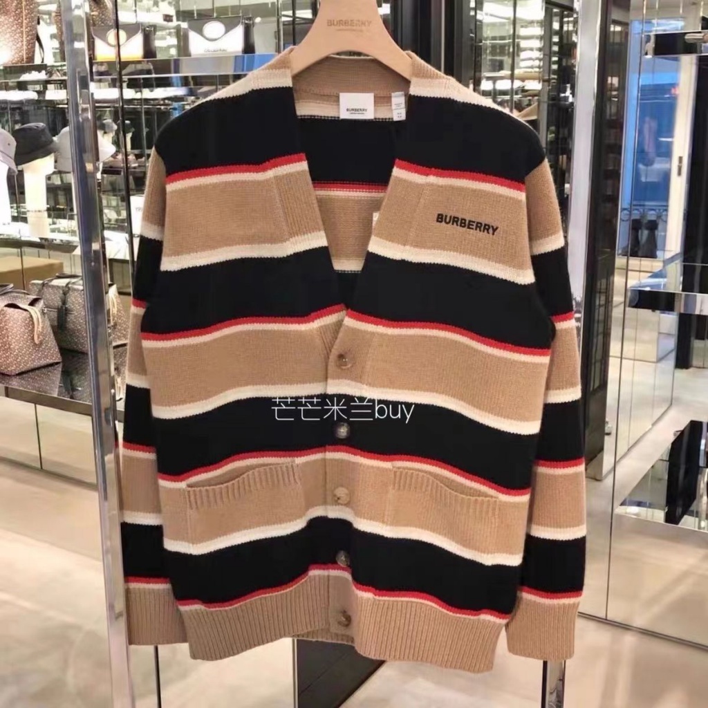 Mesmo Estilo Alta Versão Suéter Clássico Blusa Listrada Gola V Combina Com  Tudo Homens Mulheres Burberry Tricotado Sul Óleo Letra Bordada Cardigã -  Desconto no Preço