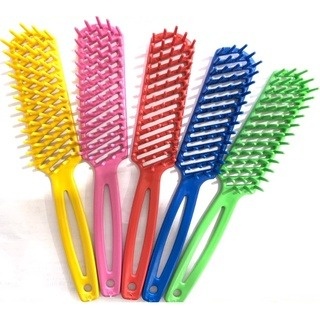 Pente Escova Reta c/12 un.| Atacado | Cores Sortidas | Lembrançinhas em Oferta na Shopee